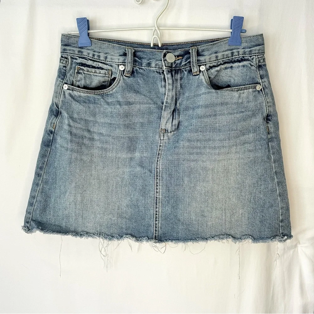Blank NYC Mini Jean Skirt Blue Denim Raw Frayed Hem Distressed Size 27